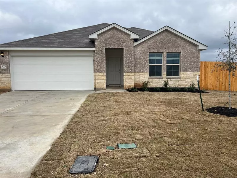 4001 Vulcan TRL, Lorena, TX 76655