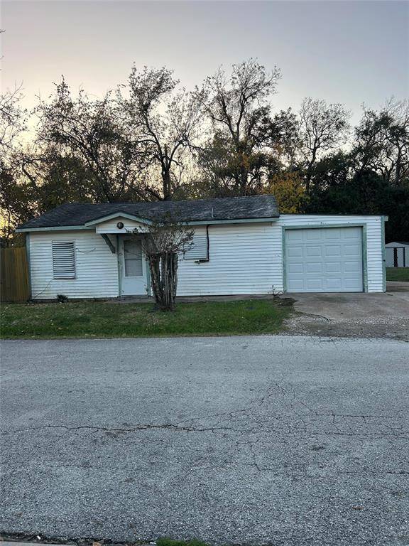 115 Rice ST, Texas City, TX 77591
