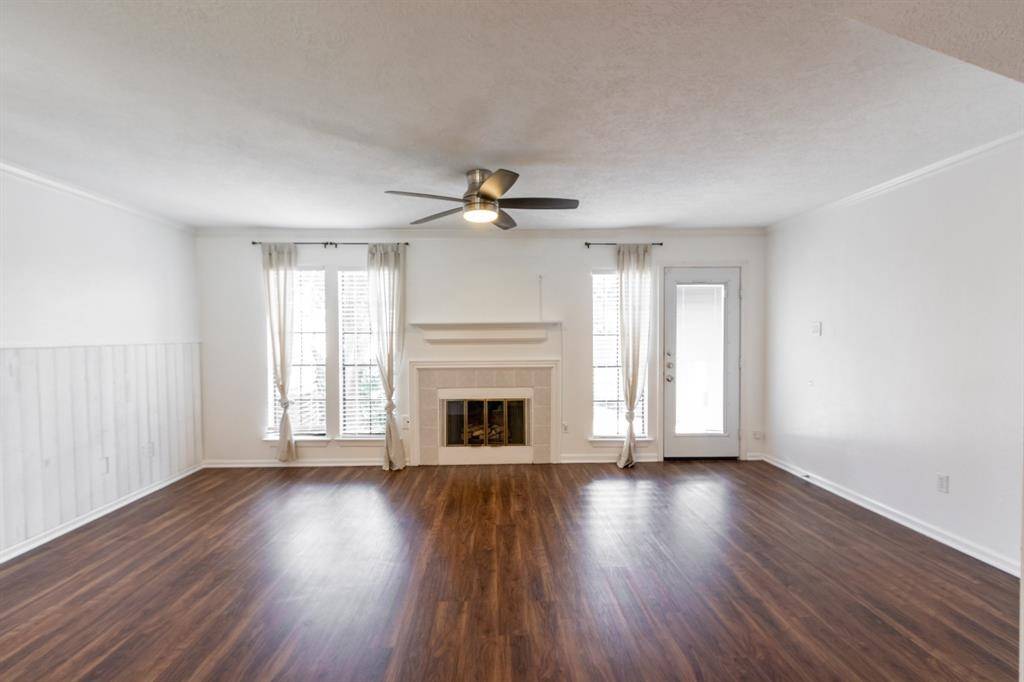 Houston, TX 77058,17283 Saturn LN