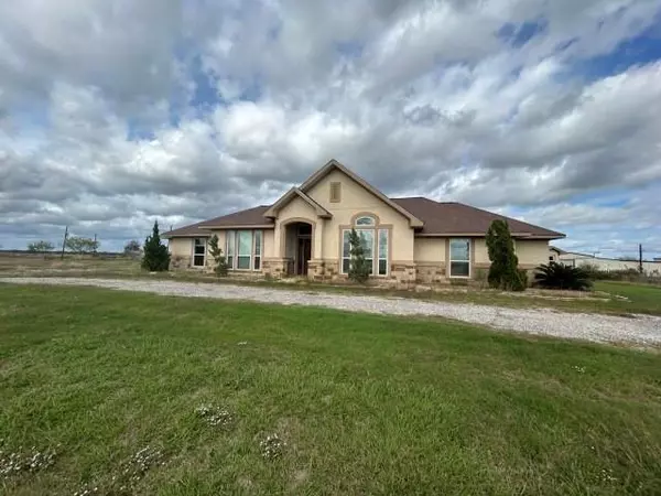 120 Layton LN,  Tivoli,  TX 77990