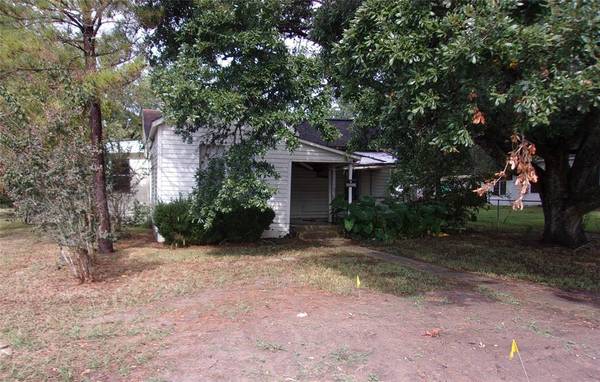 206 W Union ST, Eagle Lake, TX 77434