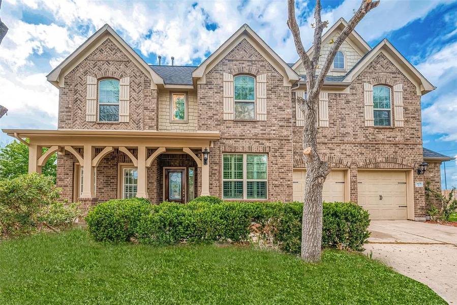 7406 Lavaerton Wood LN, Richmond, TX 77407