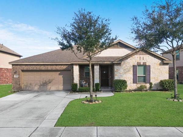 3611 Belmore LN, Pearland, TX 77584