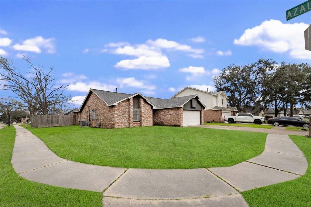 6926 Eagle Ridge DR, Katy, TX 77449