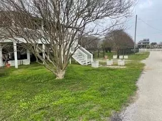 Crystal Beach, TX 77650,2109 1st ST