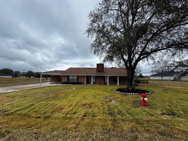 22 Westwood DR W, Trinity, TX 75862