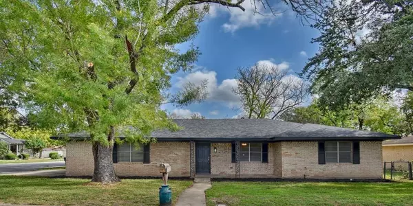 Brenham, TX 77833,1310 Higgins ST