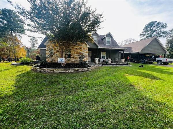 4616 Deep Forest TRL, Navasota, TX 77868