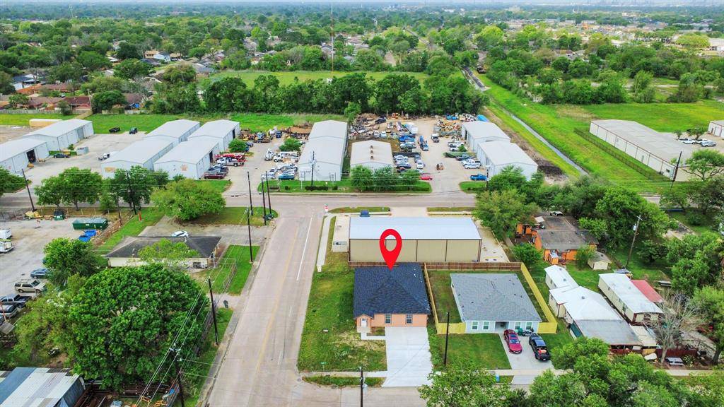 Pasadena, TX 77503,1518 Heights ST