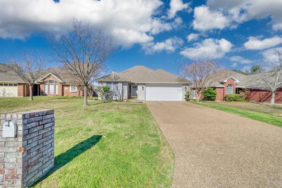 3718 CHANTAL CIRCLE, College Station, TX 77845