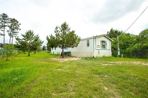 65 Road 5116, Cleveland, TX 77327