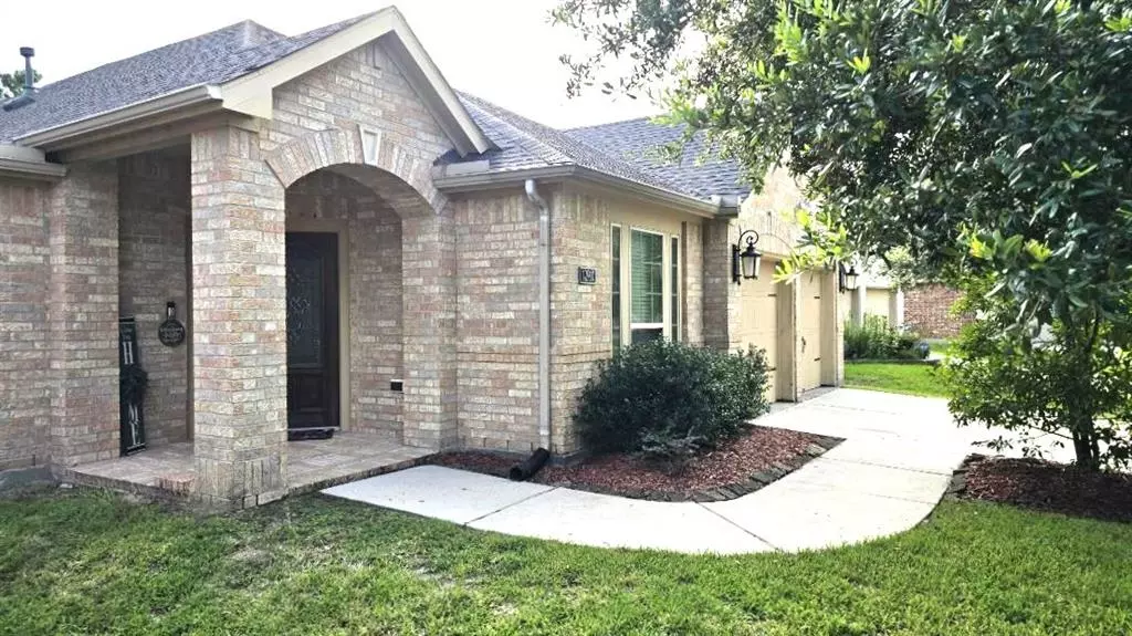 12910 Barkley Bend LN, Houston, TX 77044