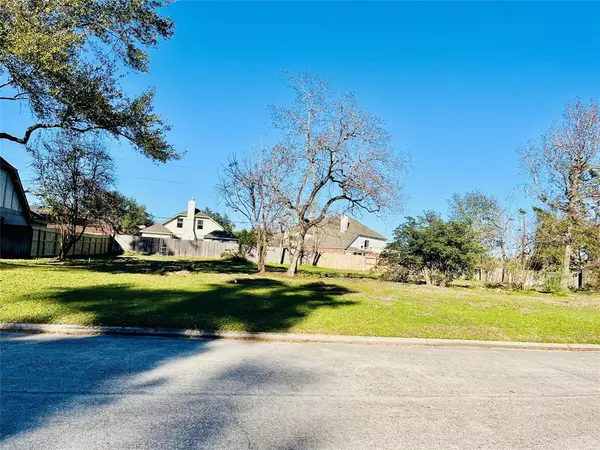 lot 29 & 30 Sedgemoor DR, Tomball, TX 77375