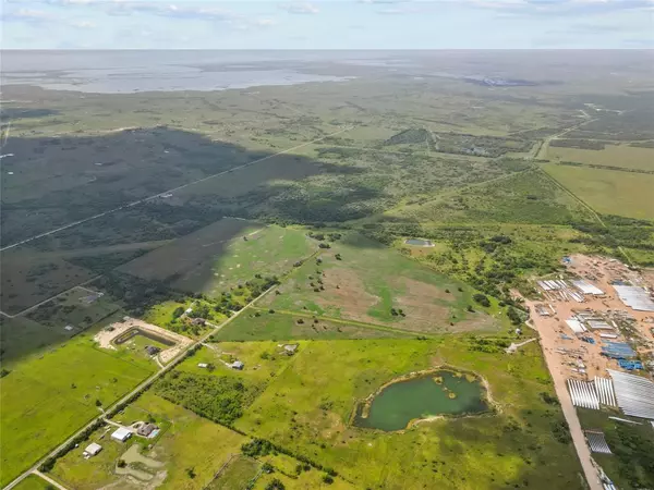 Hitchcock, TX 77563,0000 Blimp Base