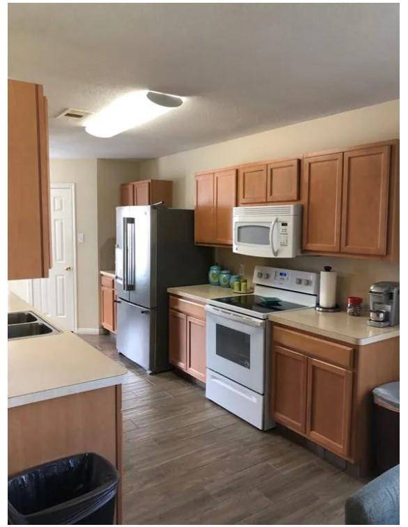 Dickinson, TX 77539,5080 Hauna LN