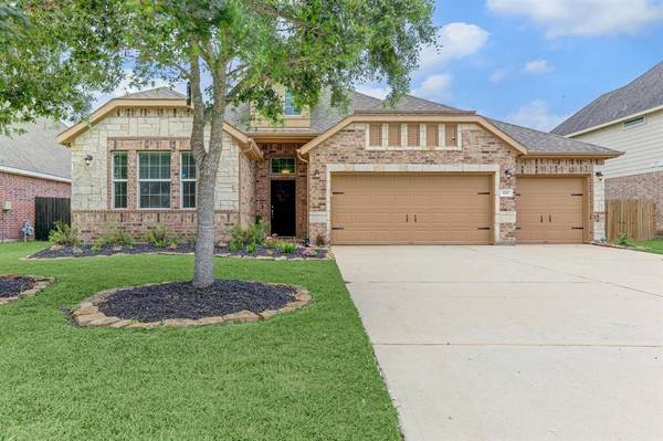 1717 Coral Cliff DR, Dickinson, TX 77539