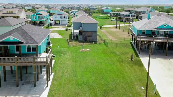 Crystal Beach, TX 77650,971 Tidelands DR