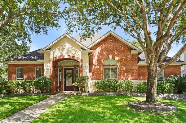 13323 Pecan Walk LN, Sugar Land, TX 77498