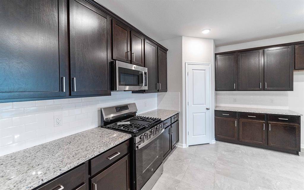 Crosby, TX 77532,819 White Pine Haven LN