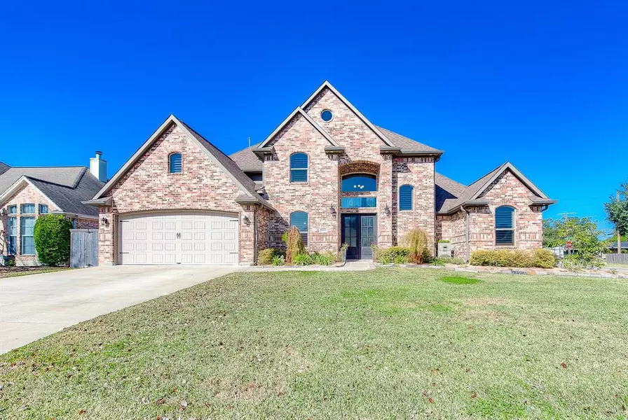 2604 Wooden Shoe CT, Nederland, TX 77627