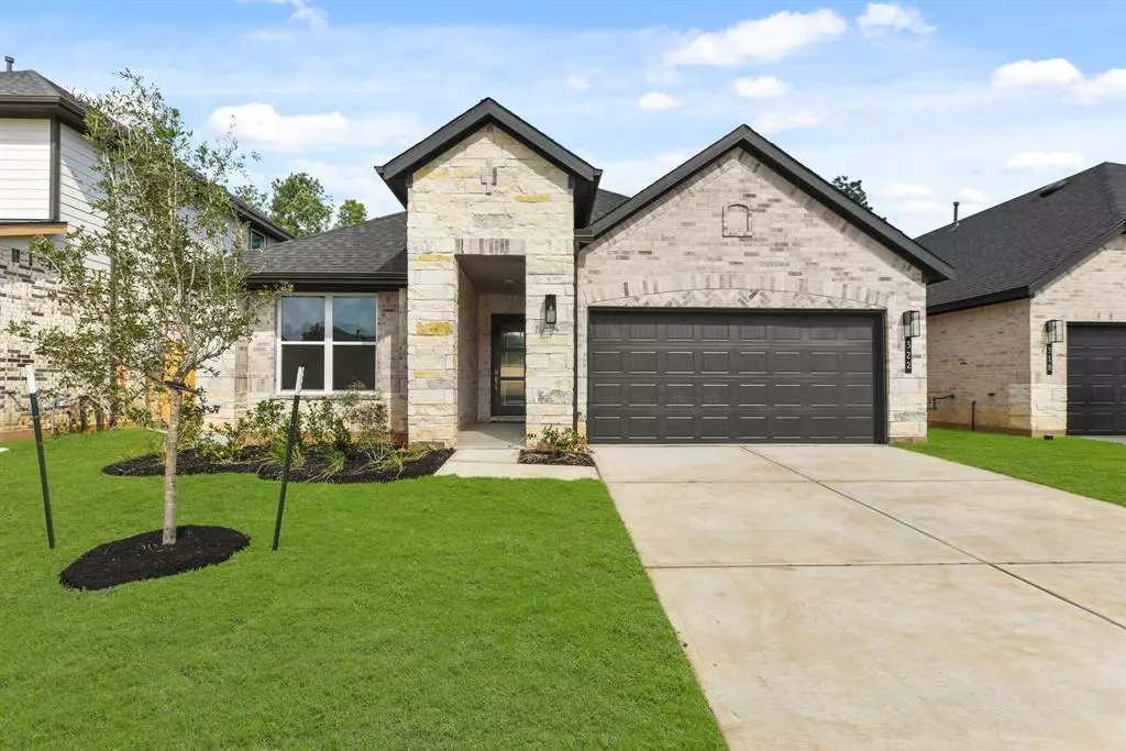 Conroe, TX 77304,322 SPRINGFIELD TERRACE DRIVE