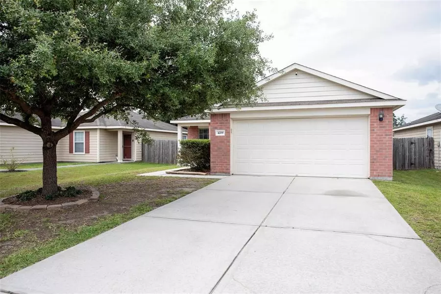 4219 Medina River LOOP, Spring, TX 77386