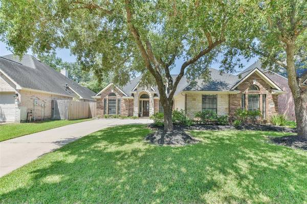 16123 Halpren Falls LN, Cypress, TX 77429