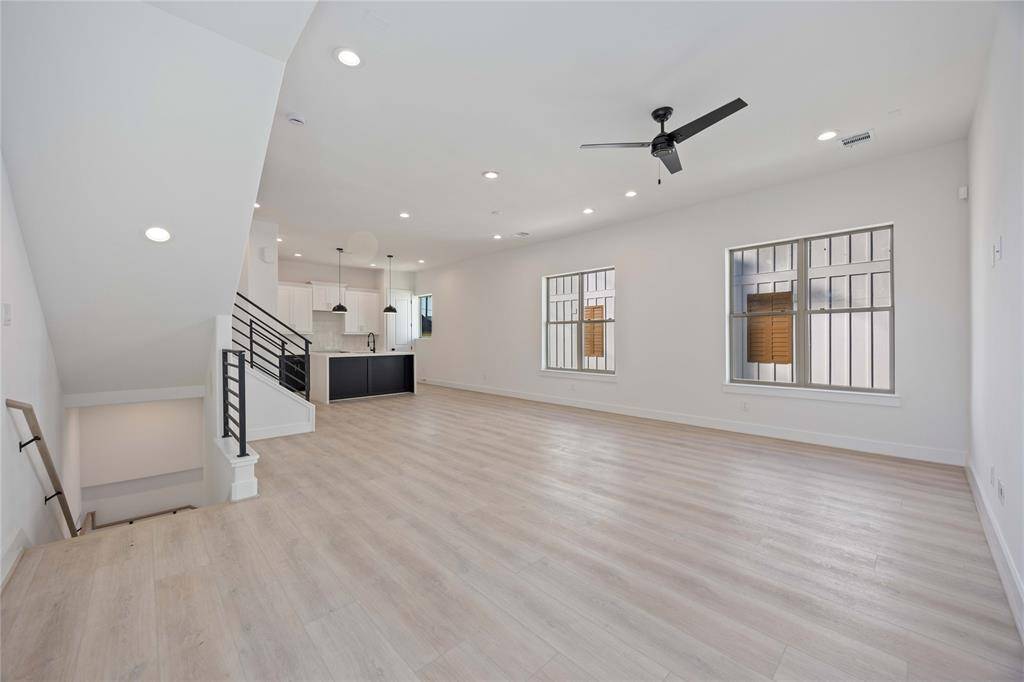 Houston, TX 77004,2530 Live Oak ST