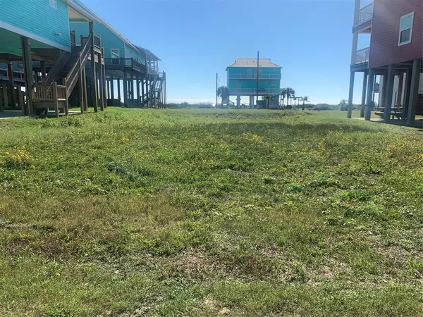 Crystal Beach, TX 77650,2584 Whitecap