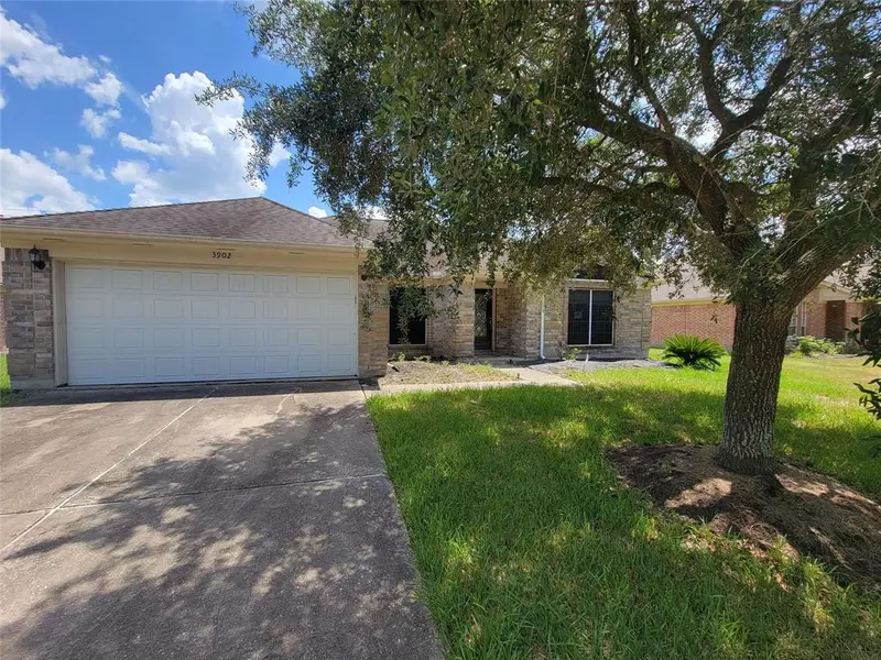 3902 Oak Dale DR, Pearland, TX 77581