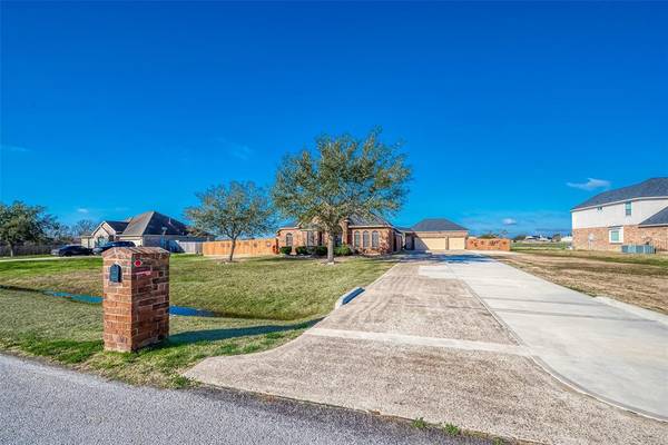 Beach City, TX 77523,14619 Saddlewood Drive DR