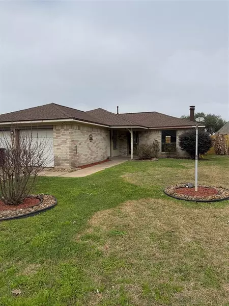 11731 Bexar DR, La Porte, TX 77571