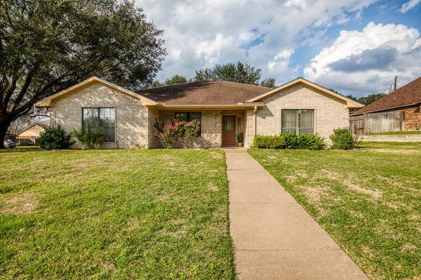 1501 Pecan ST, Brenham, TX 77833