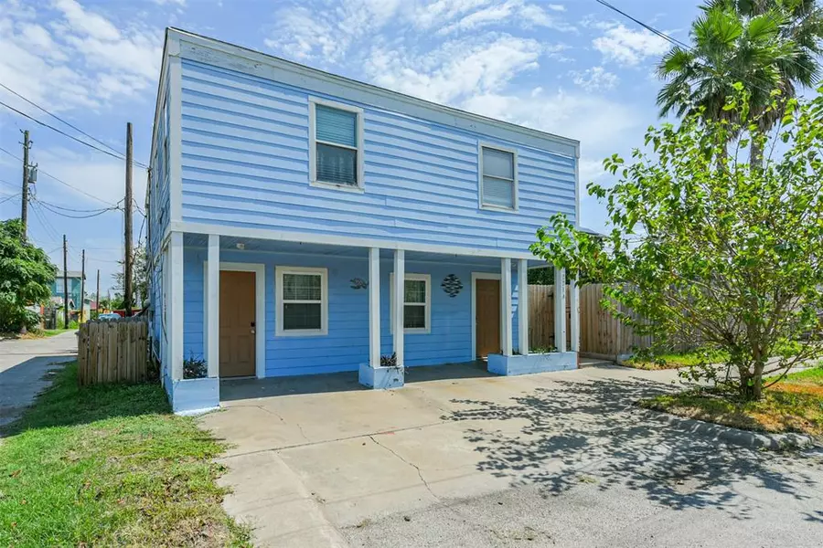 2214 30th ST, Galveston, TX 77550