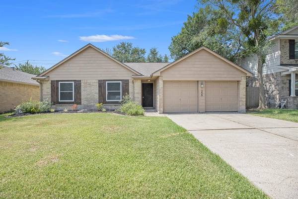 3829 Pecan CIR, La Porte, TX 77571