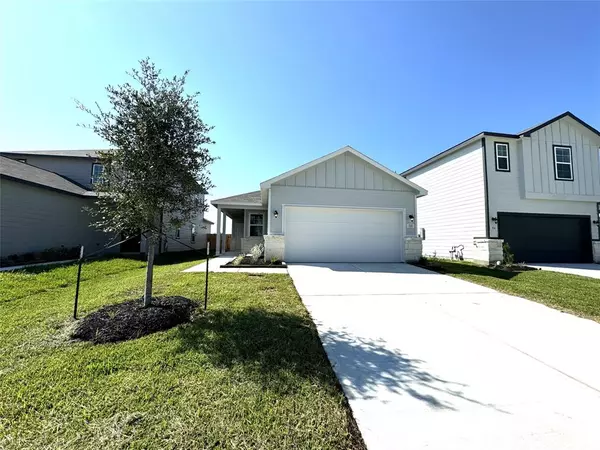 310 Crayfish DR, Crosby, TX 77532