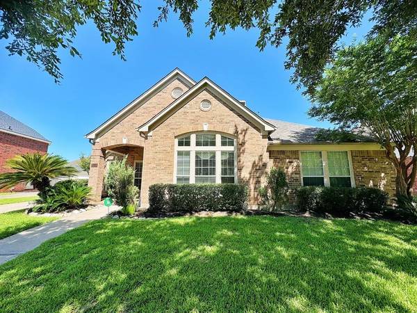 2506 Hampton Park LN,  Sugar Land,  TX 77479