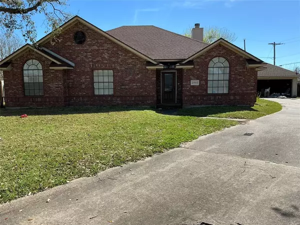 2502 18th Street N ST N, Texas City, TX 77590