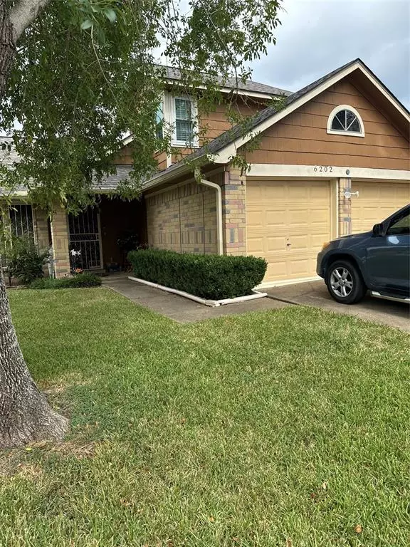 6202 Quiet Village CT, Houston, TX 77053