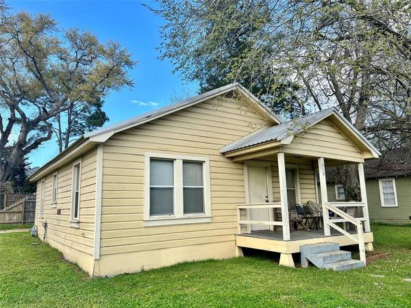 510 West Sixth ST, Brenham, TX 77833