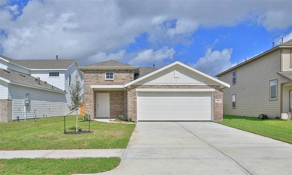 209 Laura Leigh LN, Angleton, TX 77515