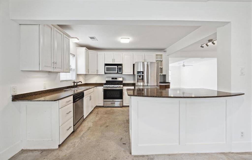 Houston, TX 77005,3818 Childress ST