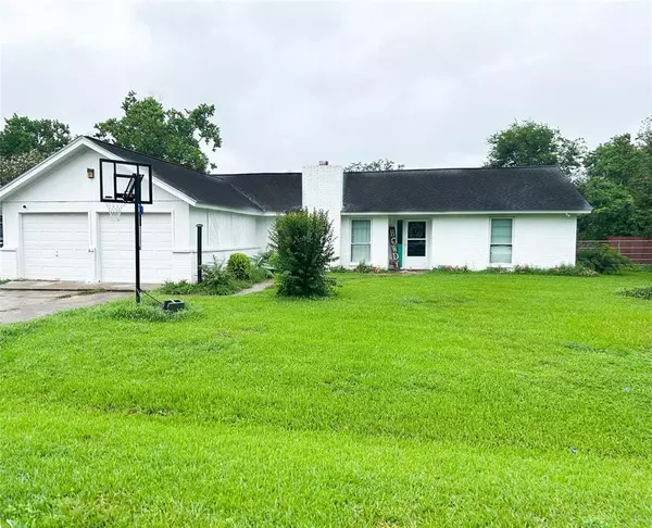 2440 County Road 769b, Brazoria, TX 77422