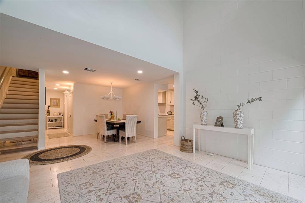 Houston, TX 77005,3017 Bissonnet ST