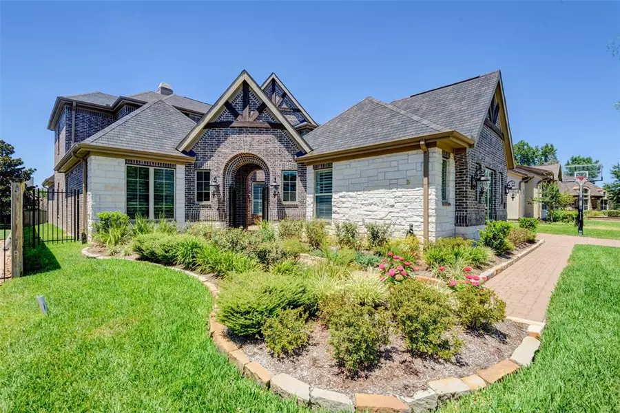 1008 Oak Stone LN, Conroe, TX 77384