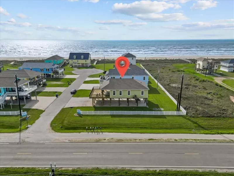 119 Velasco Shores DR, Surfside Beach, TX 77541