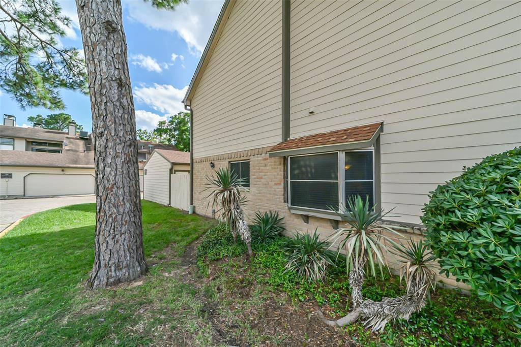 Houston, TX 77079,744 Country Place DR #C
