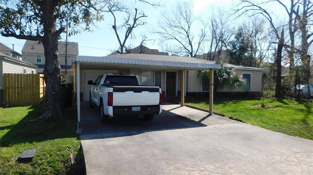 Houston, TX 77055,2206 Silverbonnet ST