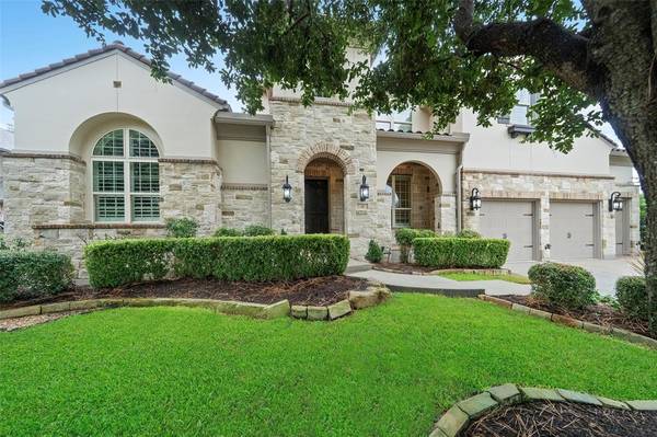 10 Solebrook PATH, The Woodlands, TX 77375