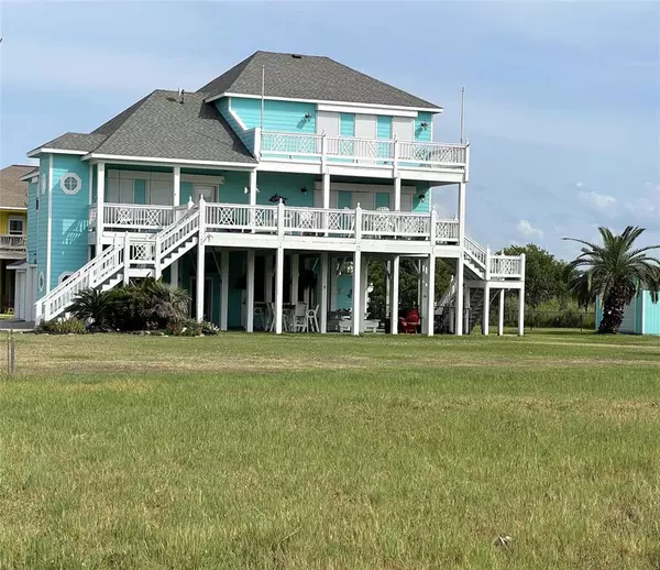 854 Helen BLVD S, Crystal Beach, TX 77650